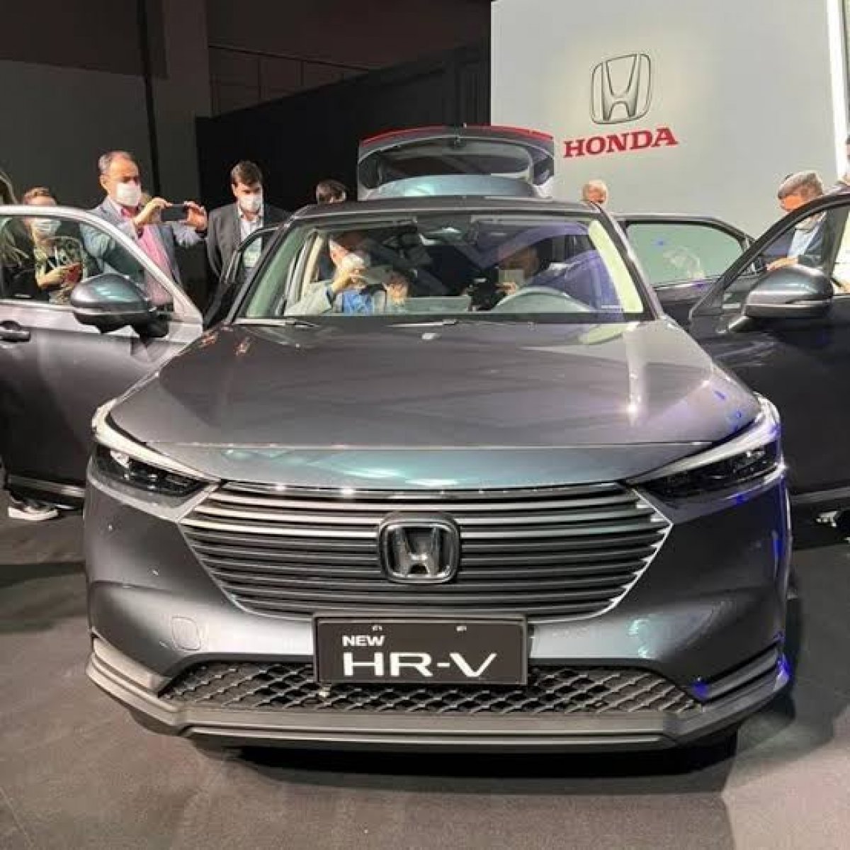 [Honda mostra novo HR-V a concessionários e imagens vazam na internet ]