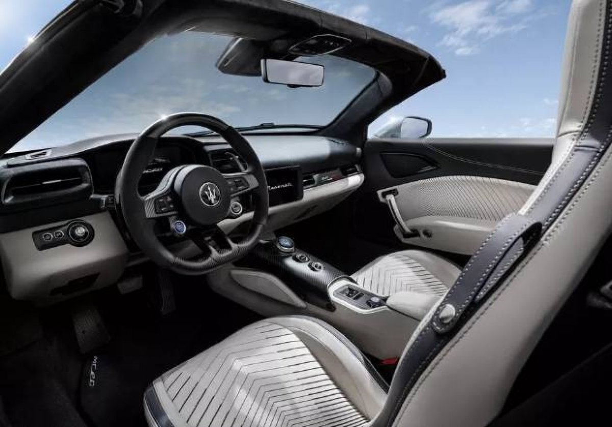 [Novo Maserati Cielo com V8 de 638cv é lançado na Europa ]