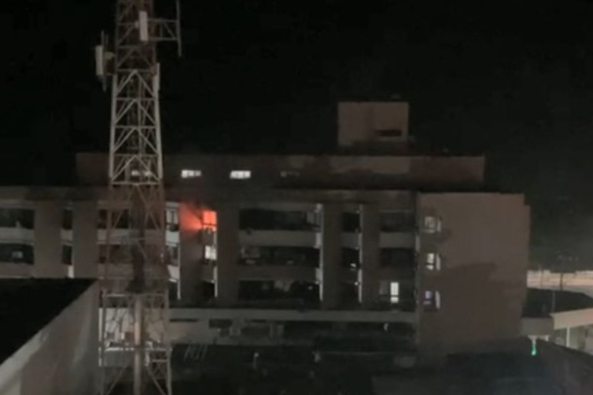 [Salvador: apartamento na Pituba pega fogo na madrugada desta quinta-feira (2)]