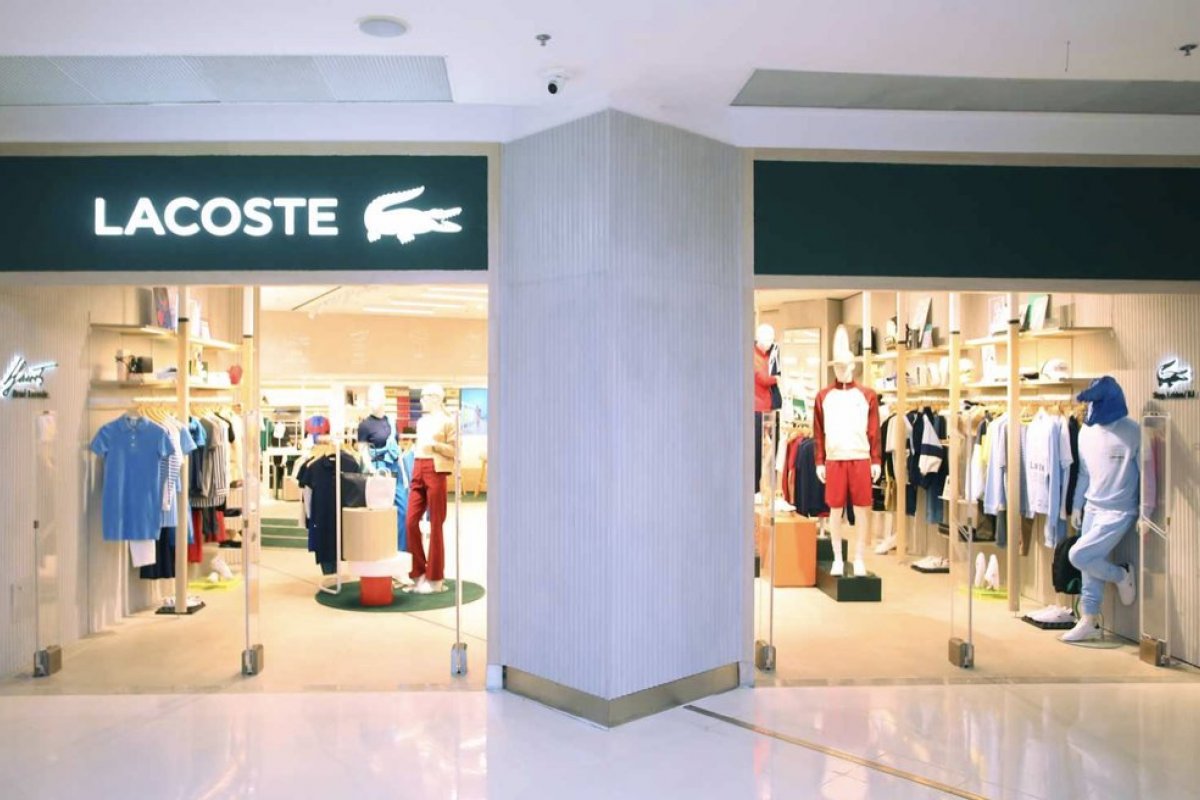[Lacoste inaugura a maior loja conceito do Brasil!  ]