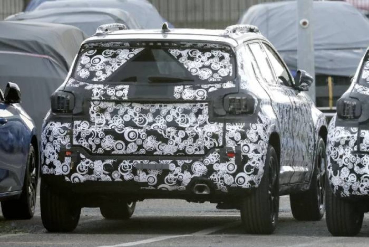 [Novo “mini” Renegade terá plataforma de Citroën C3 na Europa ]
