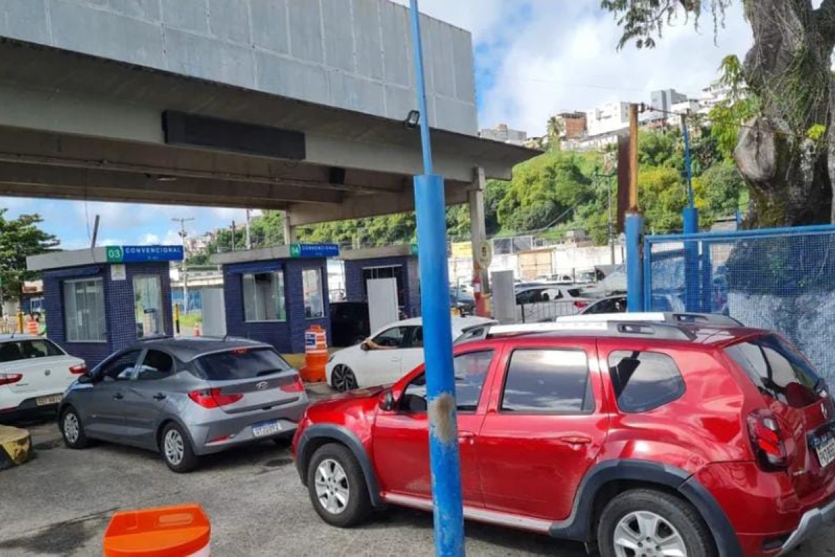 [Salvador: principais rodovias e ferry enfrentam movimento intenso nesta quarta (22)]