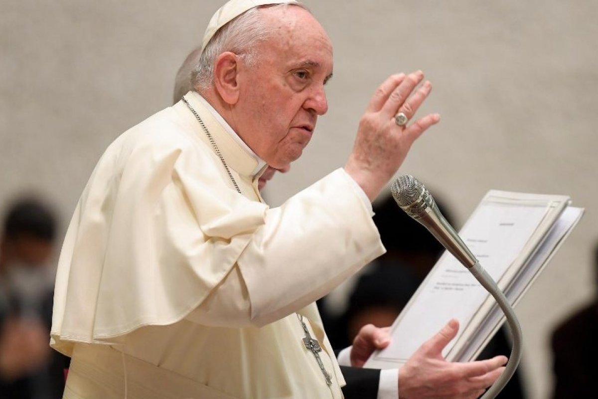 [Papa Francisco nega rumores de renúncia: 'Deus vai dizer']