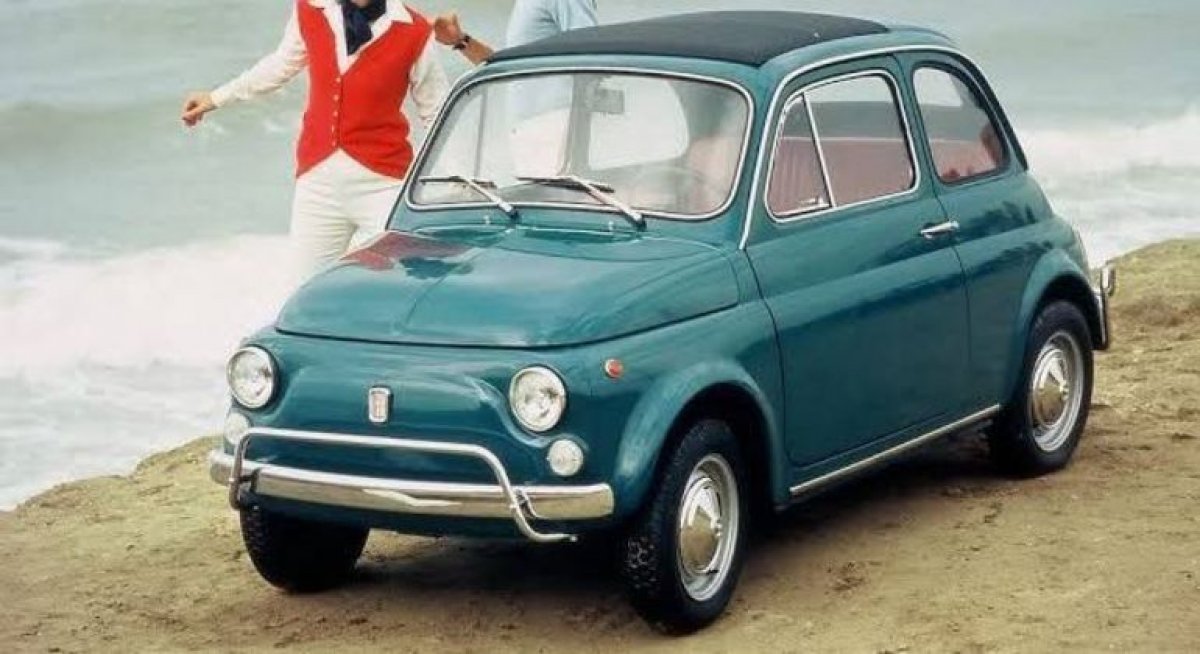 [Fiat 500 completa 65 anos de história: curiosidades e detalhes do compacto ]