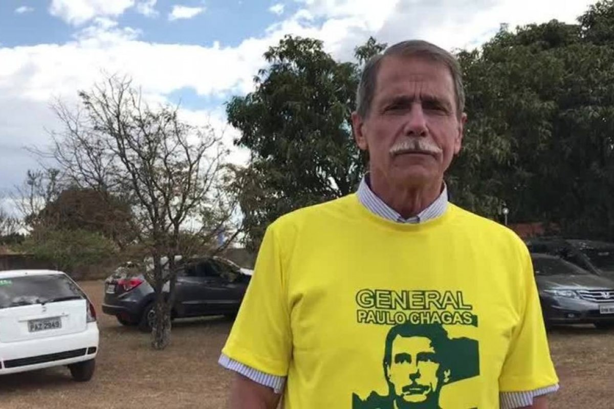 [Ex-apoiador, general diz que Bolsonaro 'reeditou o mensalão']