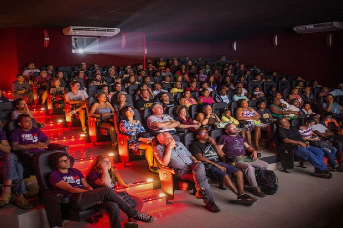 [Bahia ainda tem menos de uma sala de cinema a cada 100 mil habitantes]
