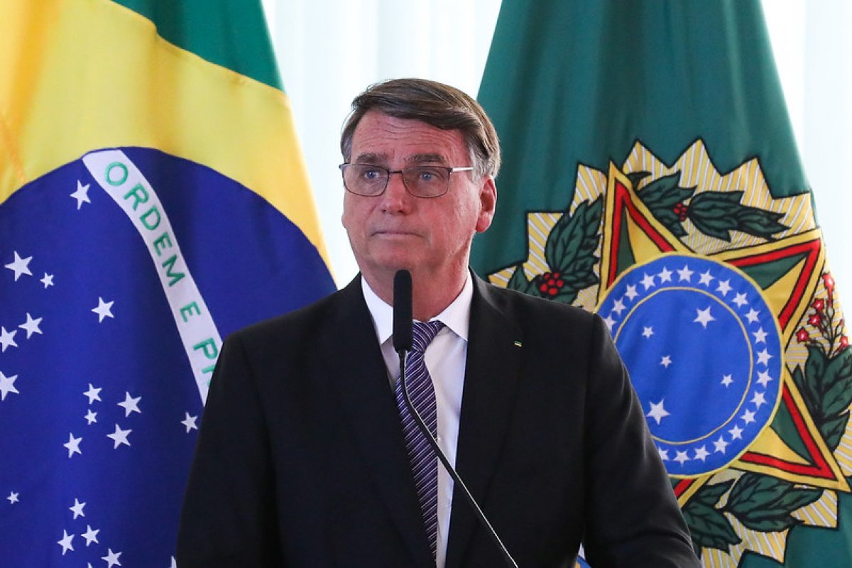 [PL diz ao TSE que reunião de Bolsonaro com embaixadores foi ato de governo]