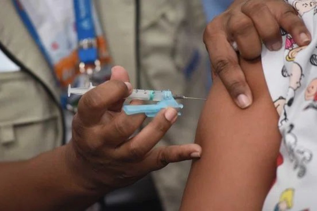 [Vacinação: Salvador retoma estratégia de imunização contra Covid-19 nesta segunda-feira (1º)]