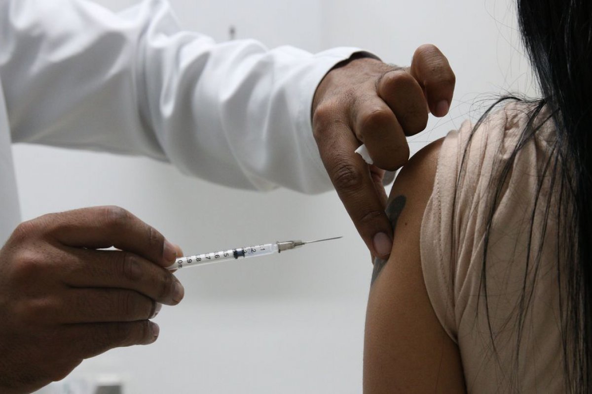 [Salvador: vacinações contra gripe e Covid-19 estão suspensas neste final de semana]