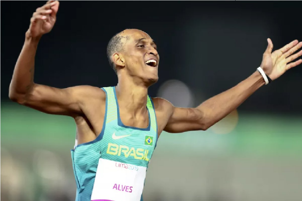 [Atleta brasileiro Alison 'Piu' é prata na Hungria e prova que pode correr também 400m rasos]