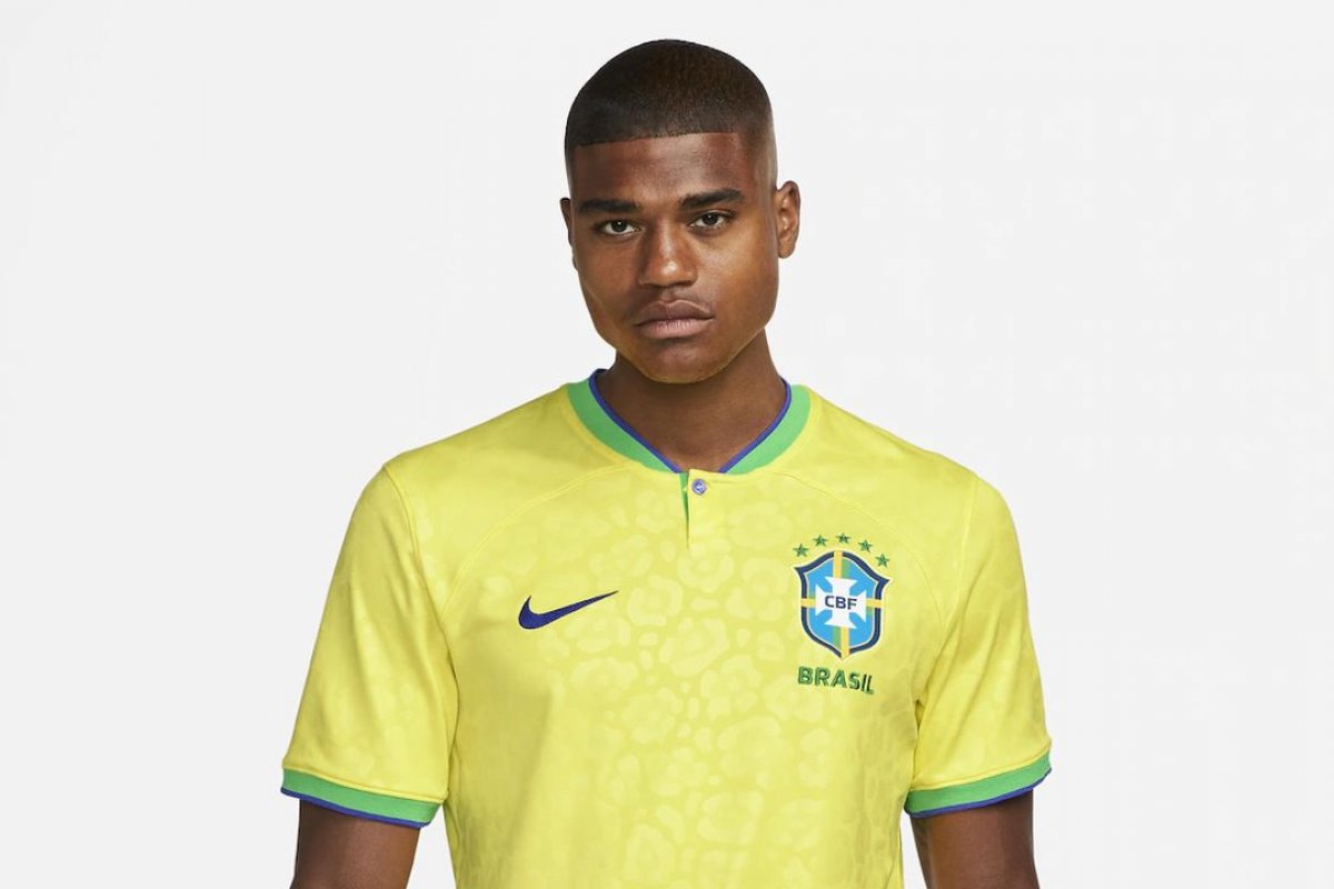 [Nomes de Lula, Bolsonaro e ‘mito’ são proibidos pela Nike na camisa da Seleção]