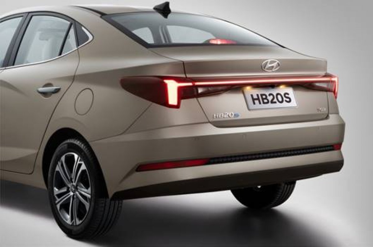 [Hyundai inicia vendas do HB20S: preços vão de R$ 85 a R$ 120 mil]