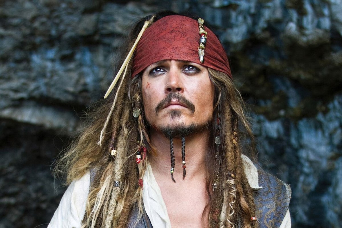 [Piratas do Caribe: roteirista diz que escreveu filme para outro ator como Jack Sparrow]