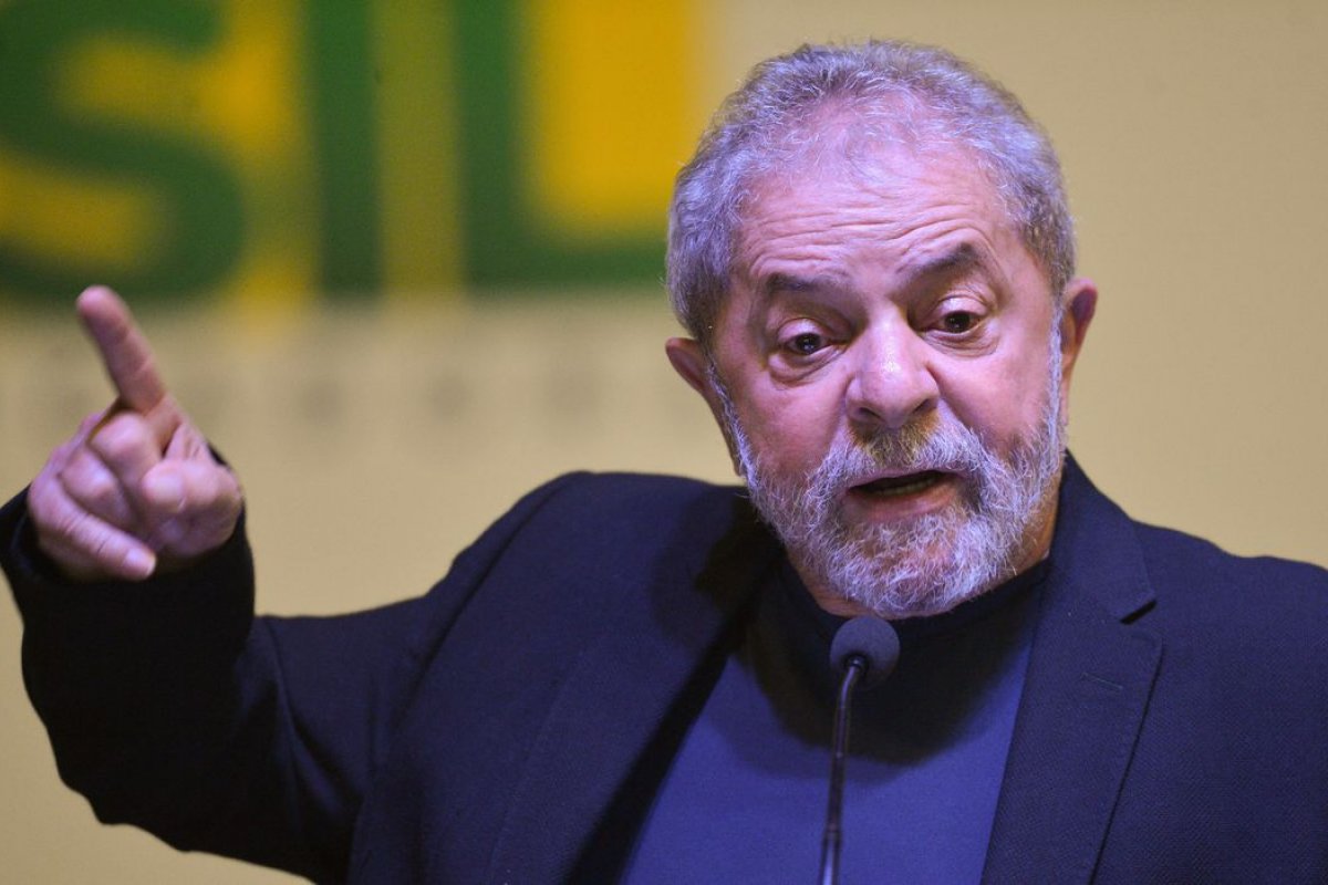 [Facebook, TikTok e Kwai devem excluir notícia falsa sobre Lula para cumprir decisão do TSE]