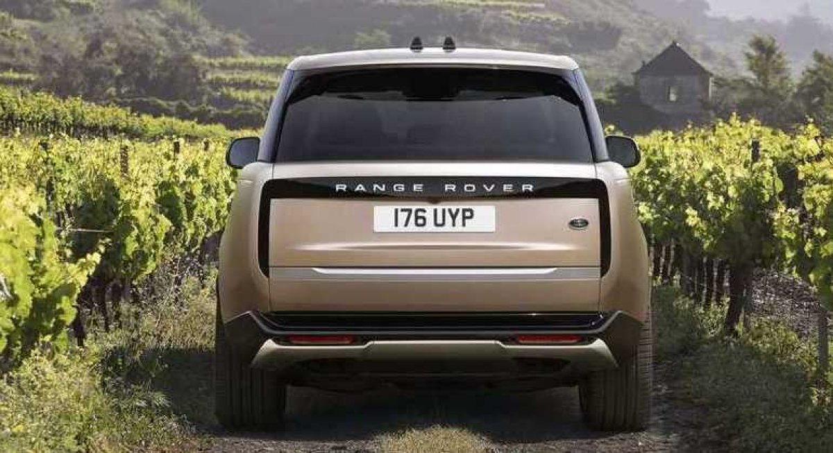 [Range Rover ganha sistema híbrido com motor diesel por R$ 1 milhão ]
