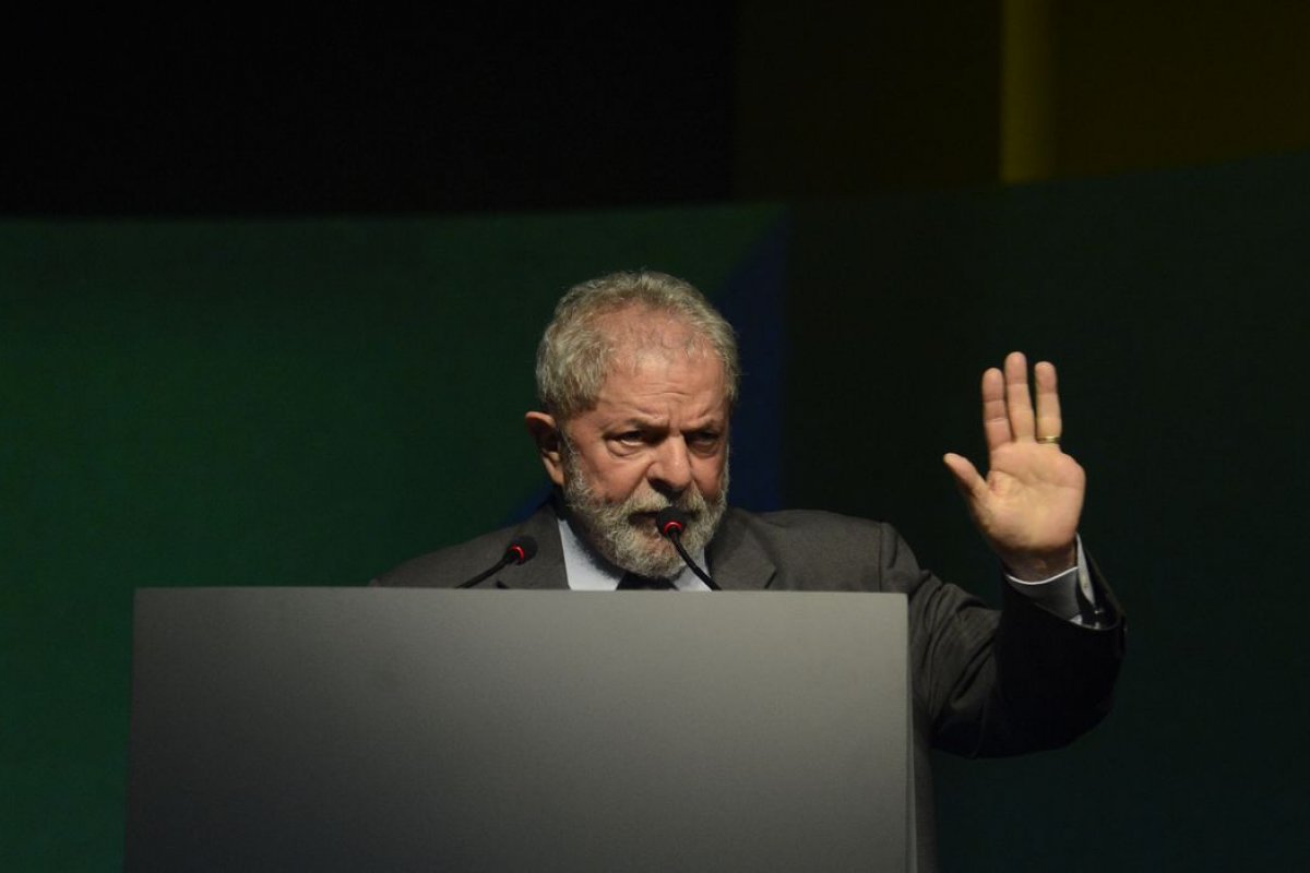 [PT destinou R$ 122 milhões do fundo eleitoral à campanha de Lula]