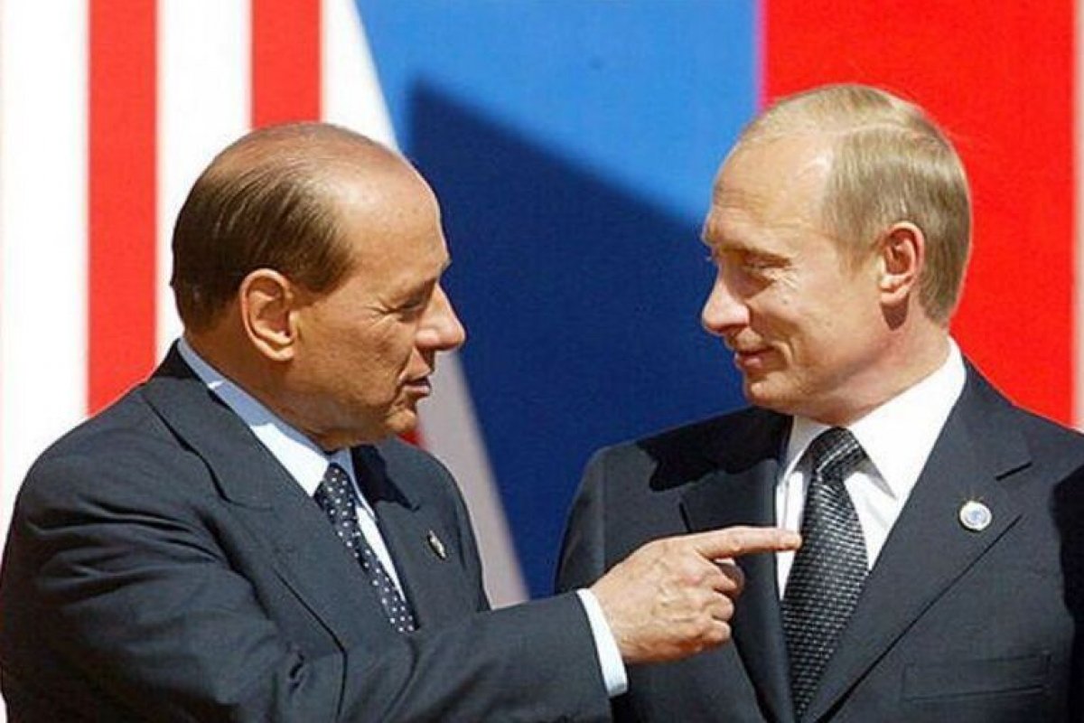 [Áudio vazado mostra Silvio Berlusconi afirmando ter 'reestabelecido' amizade com Putin]