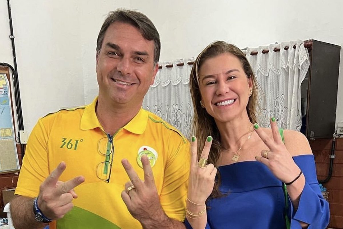 [Flávio Bolsonaro acredita em ‘virada histórica’ no segundo turno]