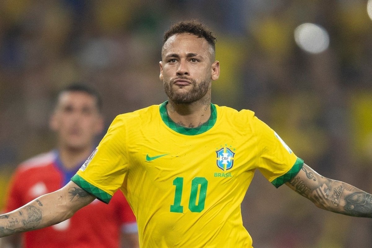 [Jornal alemão aponta “arrogância” de Neymar após postagem com sexta estrela no uniforme ]