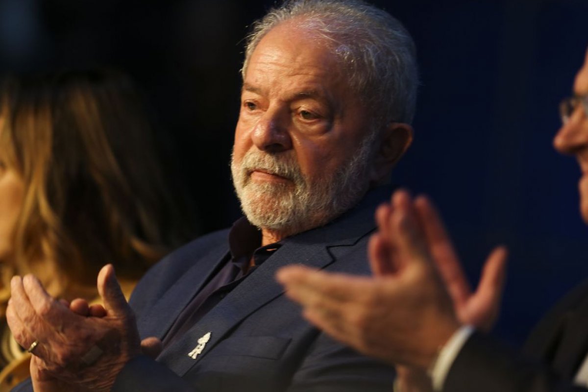 [Mauro Viera diz que Lula deve visitar Argentina, EUA e China até março]