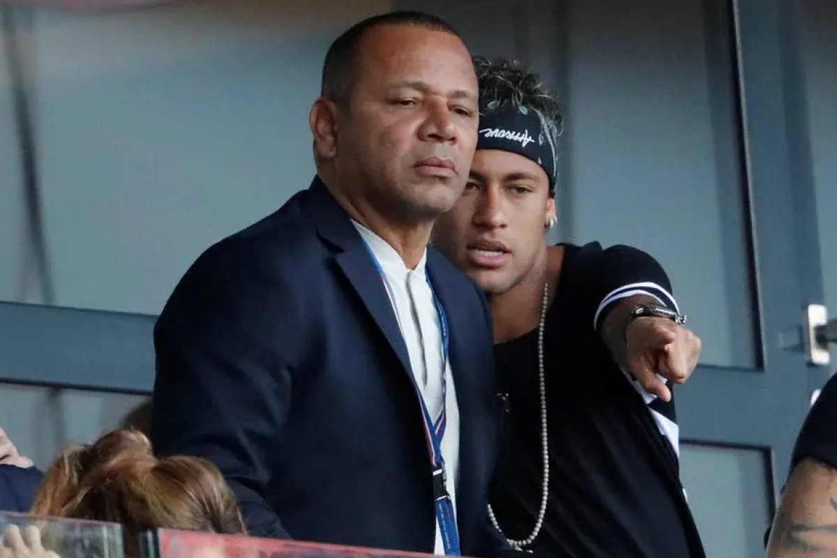 [Neymar pai diz que lei com o nome do filho não o deixa nada feliz]