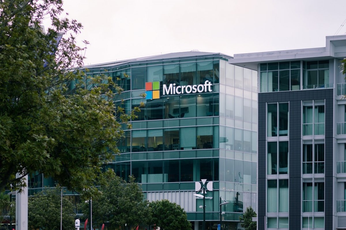 [Microsoft anuncia demissão de 10 mil funcionários até final do 3° trimestre de 2023]