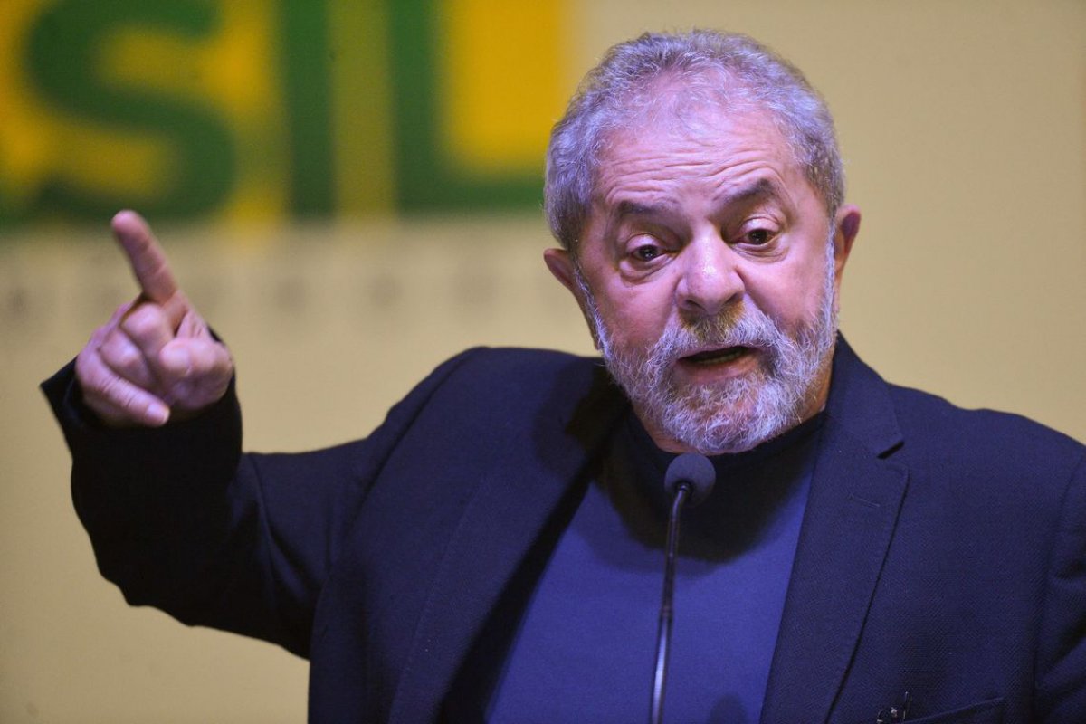 [Lula vai ao MPF pedir anulação da condenação no caso do sítio de Atibaia]