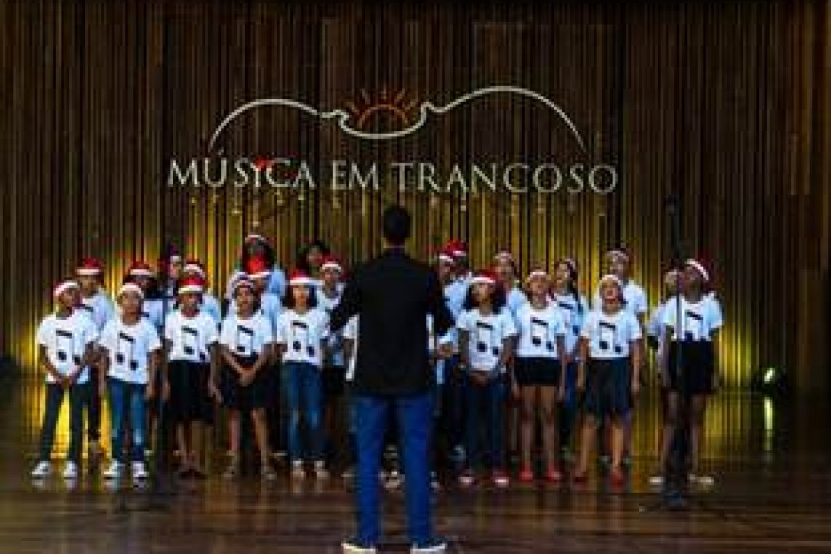 [Jovens talentos do Sul da Bahia se apresentam no “Natal em Harmonia” em Trancoso]