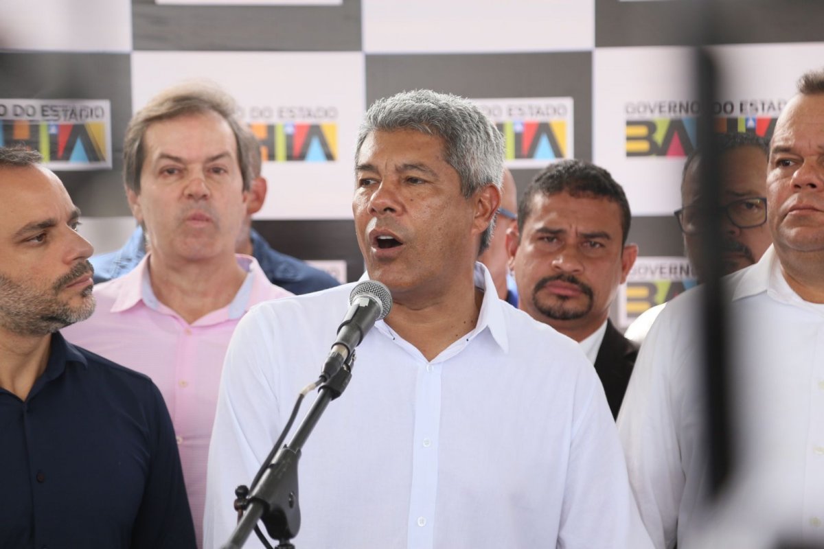 [Jerônimo diz que PT vai construir 'unidade' para disputar eleições municipais de 2024]
