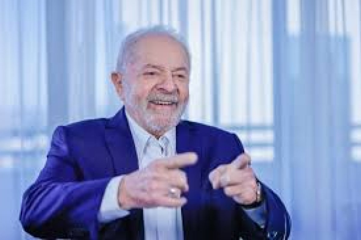 [Governo Lula recria quatro adidos tributários com salário que chegam a R$ 100 mil]