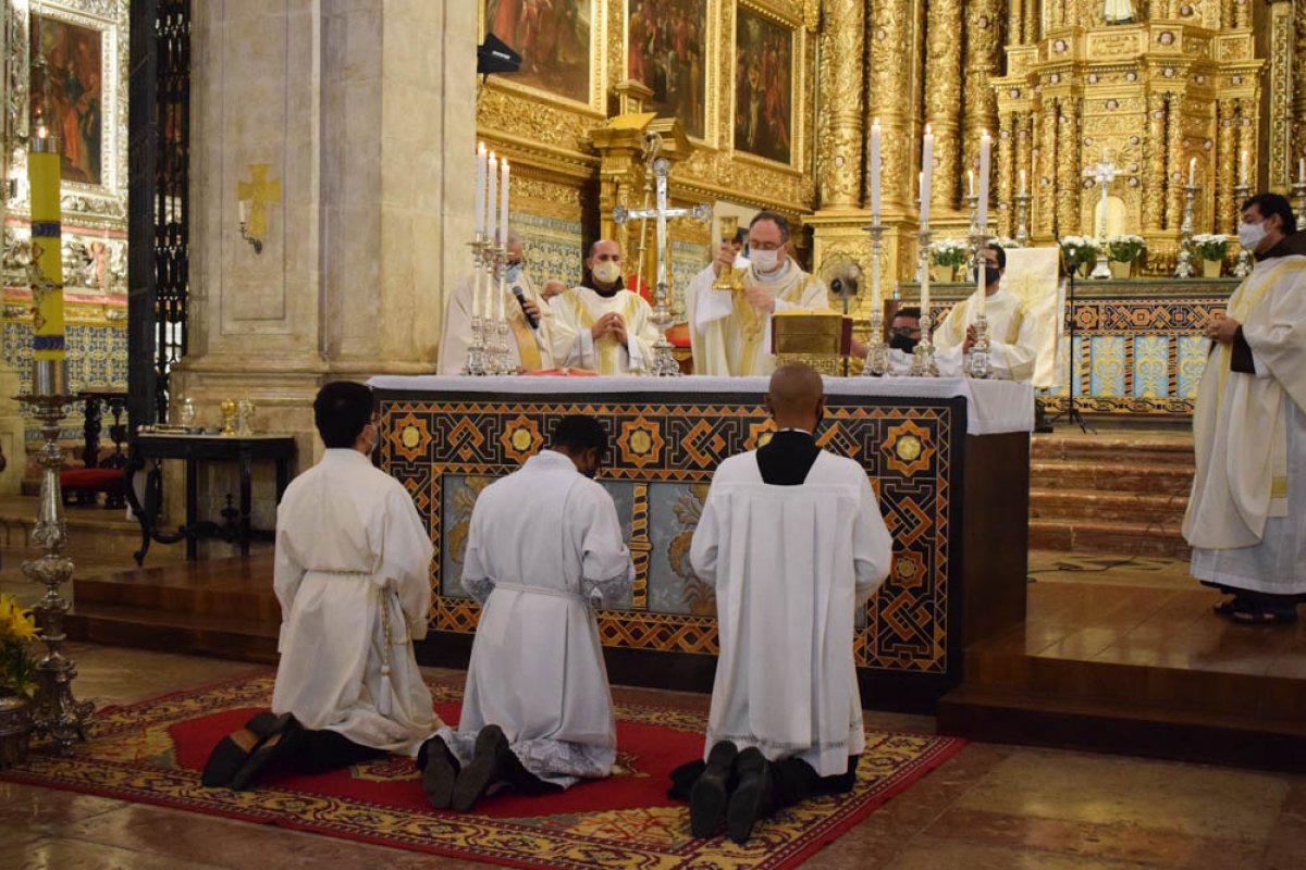 Saiba o que é Tríduo Pascal e quais ritos a Igreja Católica celebra em ...