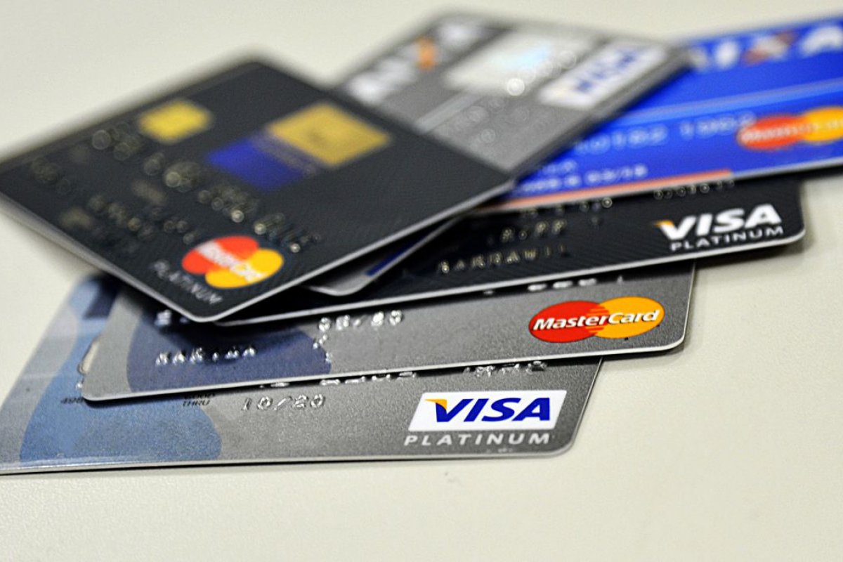[Juros do cartão de crédito alcançam maior patamar desde março de 2017]