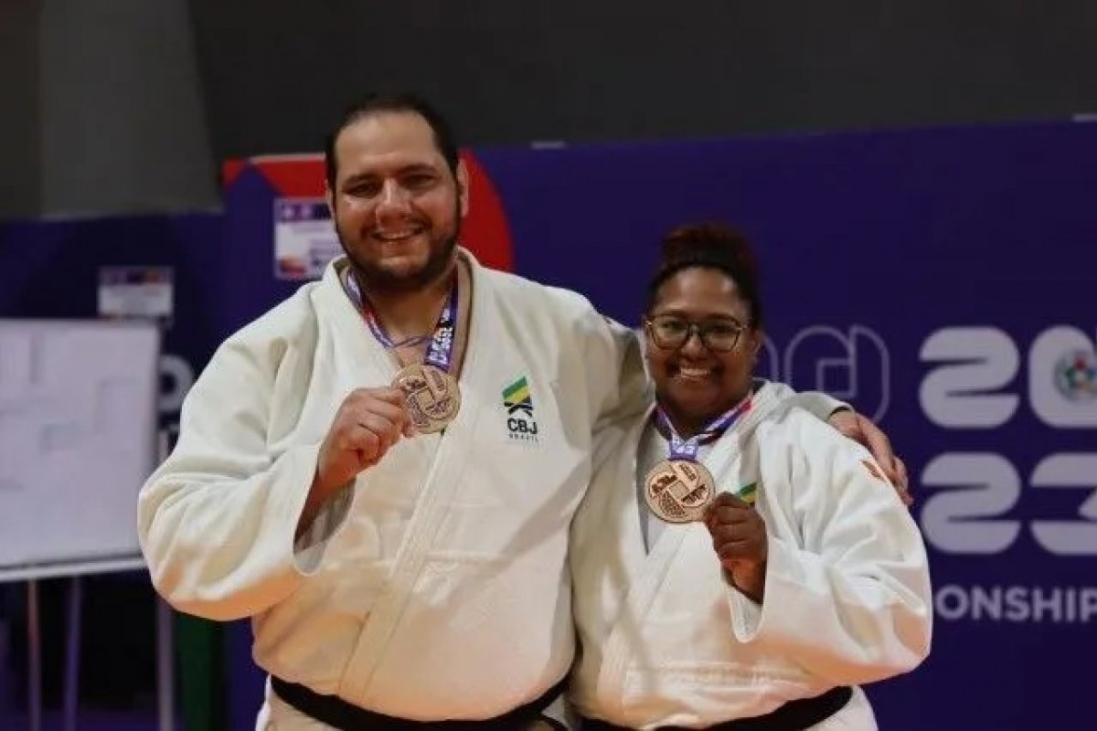 [Mundial de Judô: Beatriz Souza e Baby ganham bronze no Catar ]