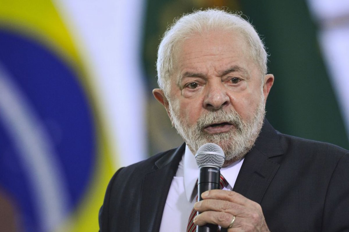 [Deputados de oposição pedem suspensão do decreto de Lula que restringe circulação de armas]