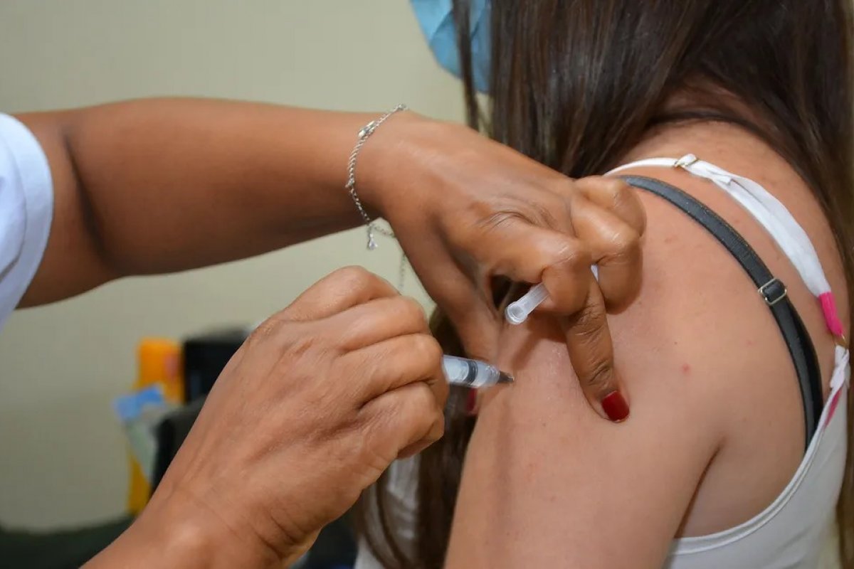 [Vacinação contra Covid-19 e gripe segue em Salvador nesta quarta (26)]
