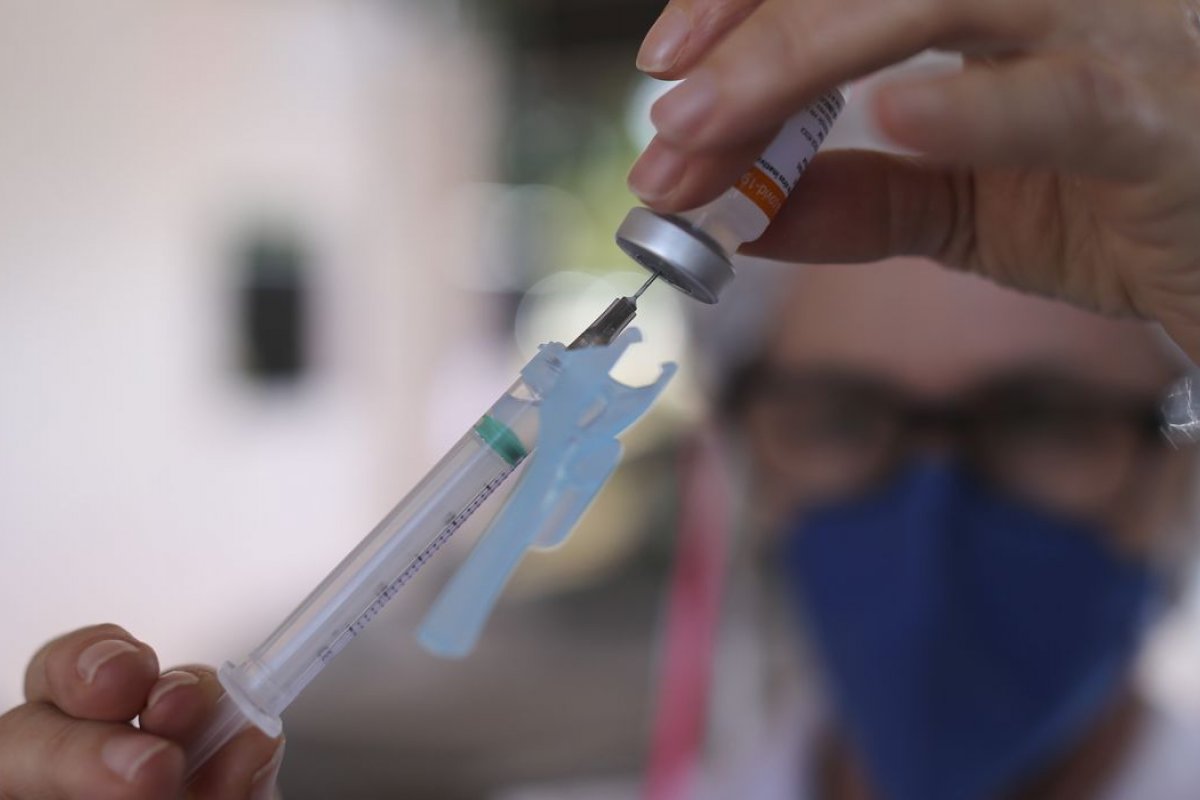 [Vacinação contra Covid e gripe é suspensa em Salvador neste fim de semana]