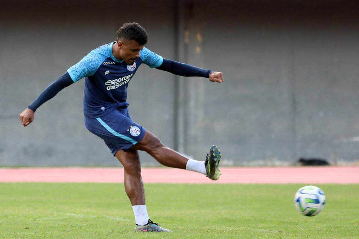 [Bahia busca vitória contra o América-MG neste domingo para escapar da zona de rebaixamento]