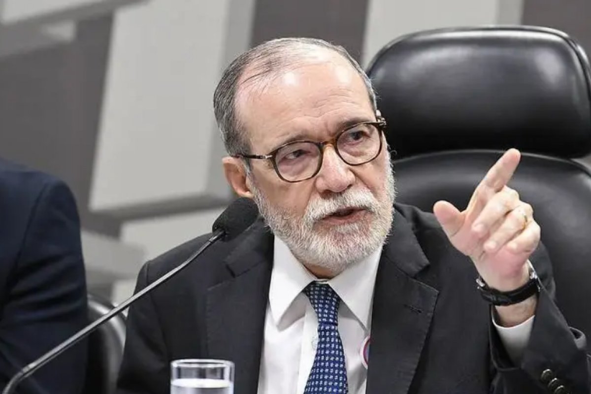 [Ex-secretário da Receita critica o fim dos juros sobre Capital Próprio]