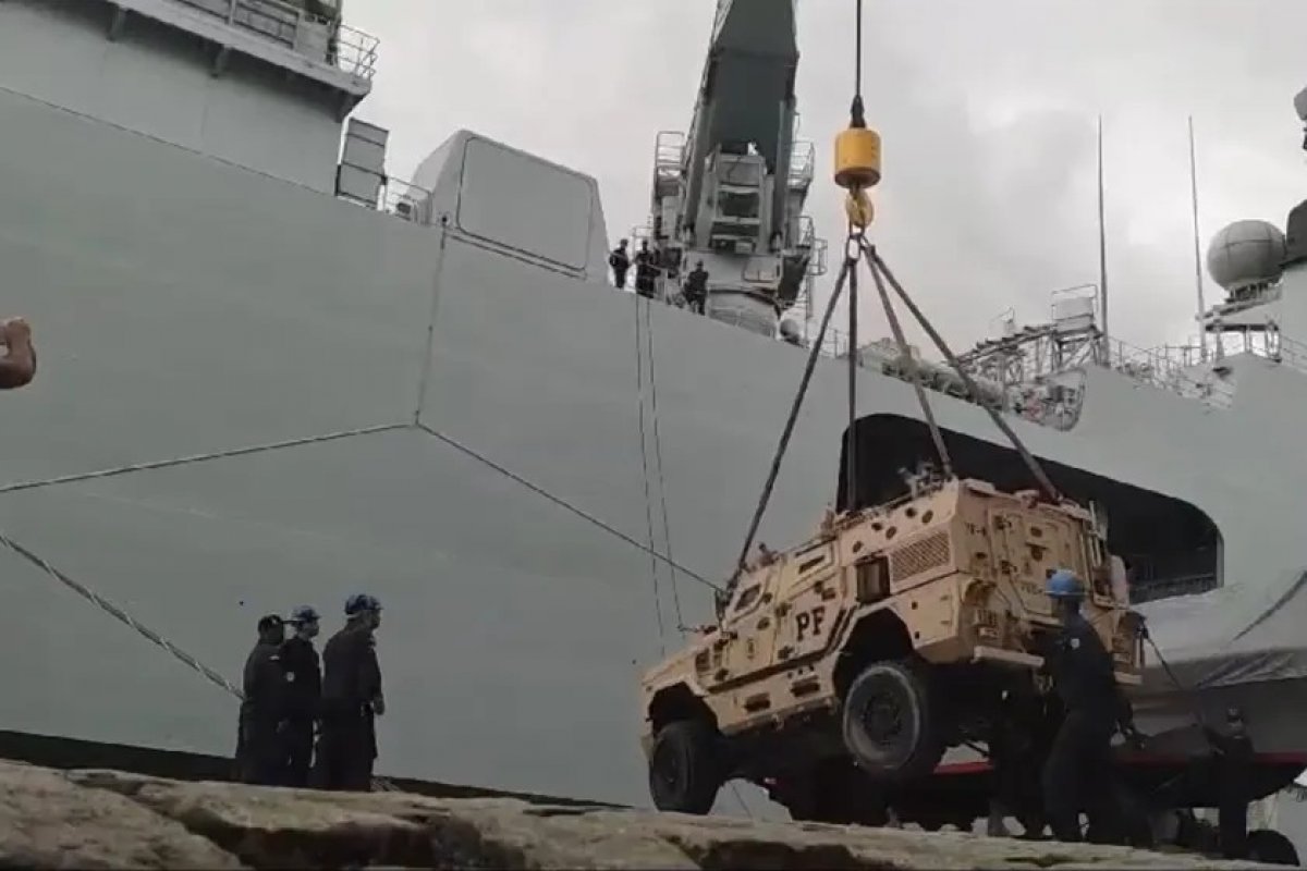 [Vídeo: novos blindados da PF são enviados à Bahia ]