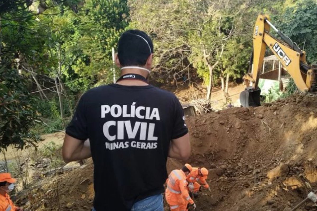 [Ossada de corpo humano é encontrada em terreno em São Cristóvão]