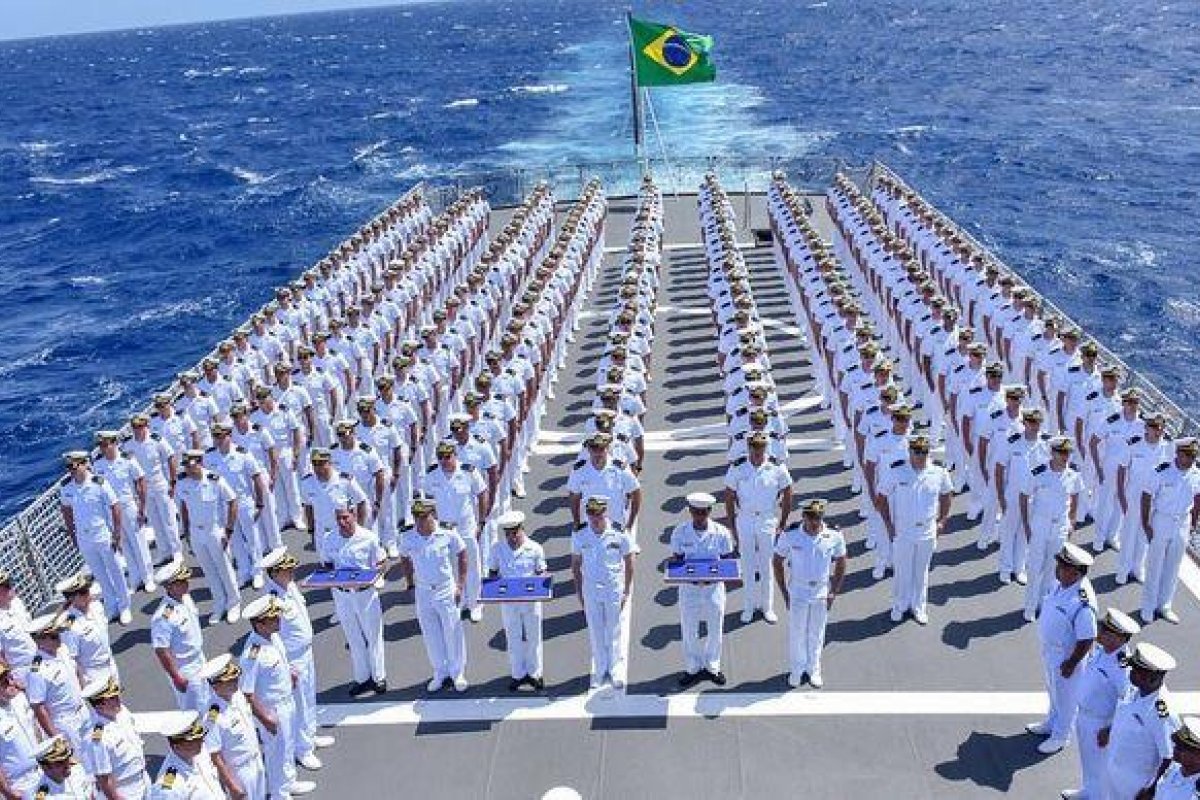 [Marinha defende que Justiça Militar deve julgar crimes sexuais de militares ]