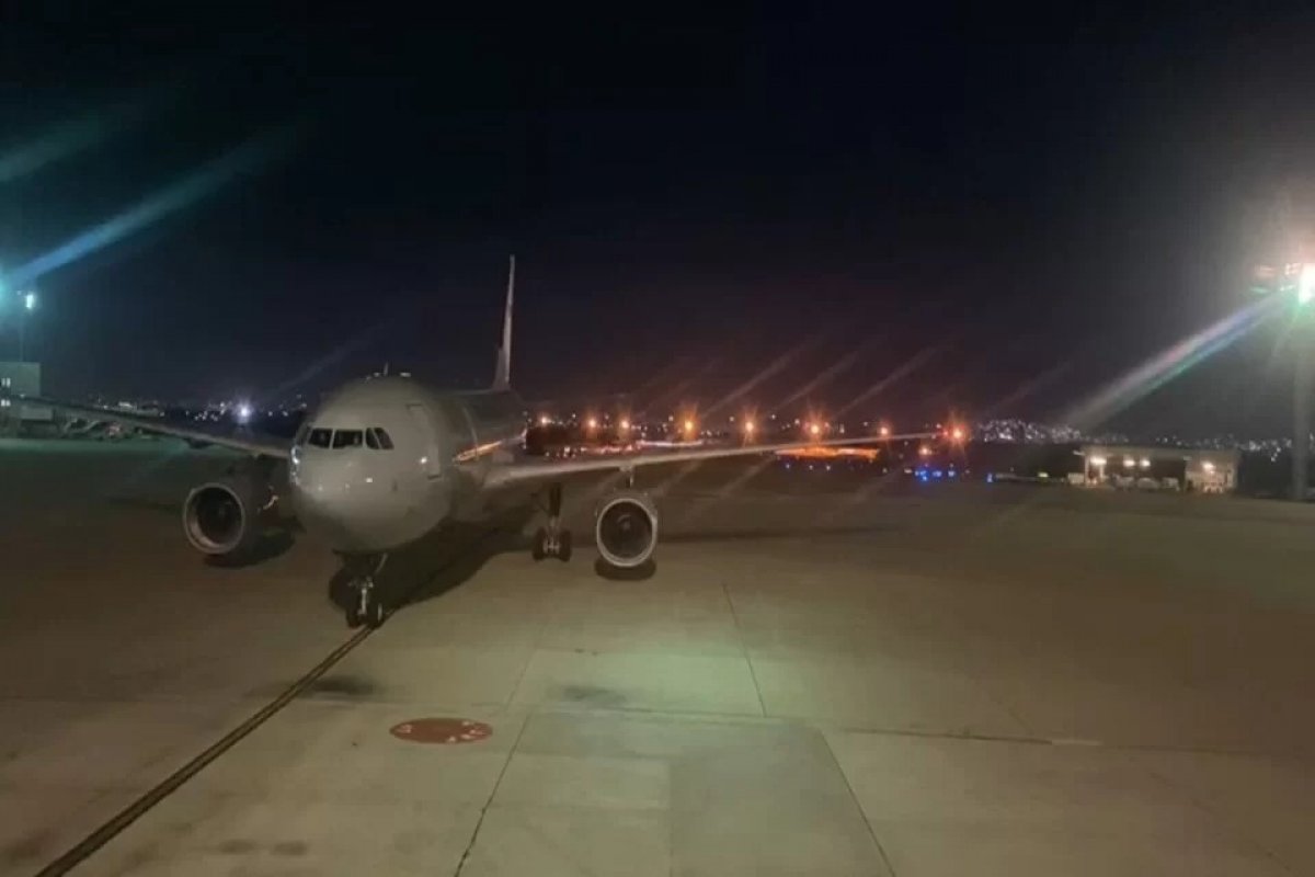 [Último voo com brasileiros resgatados da Faixa de Gaza chega ao Rio de Janeiro]