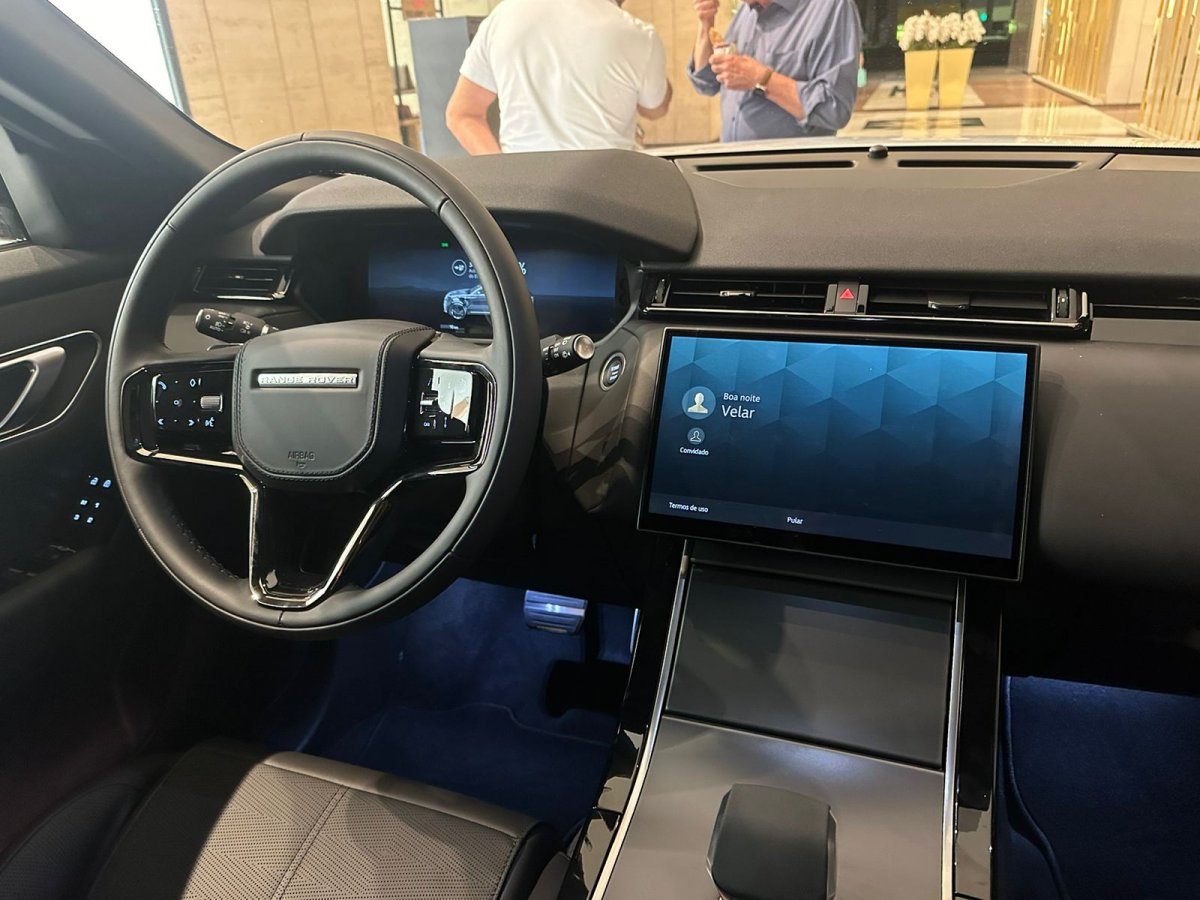 [Land Rover Velar 2024 ganha novidades visuais e tecnológicas ]