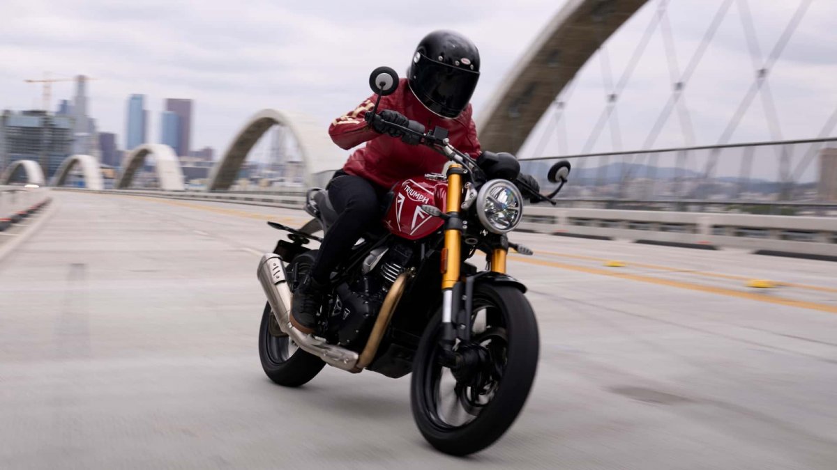 [Triumph lança duas motos de 400cc com preço em torno dos R$ 30 mil no país]