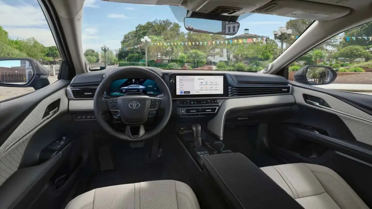 [Toyota apresenta nova geração do Camry que chega em 2024]