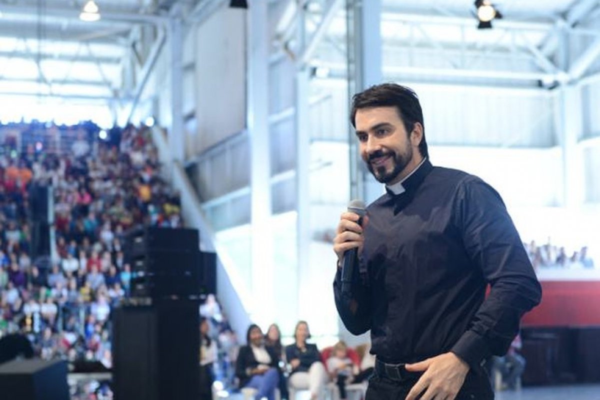 [Padre Fábio de Melo grava Especial de Natal da TV Canção Nova! ]