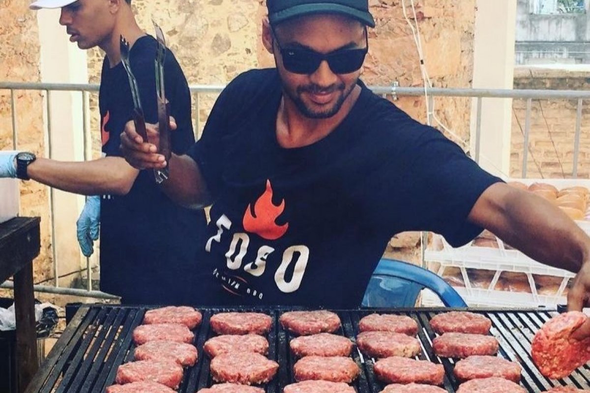 [RED Burger e Purgatório Bar participam Brasa Experience, em Morro de São Paulo! ]