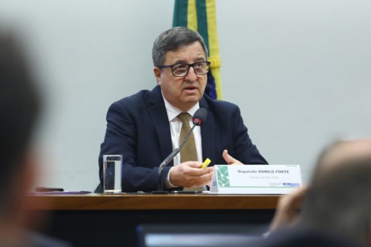 [Comissão deve votar relatório final da LDO e parecer liminar do PPA]