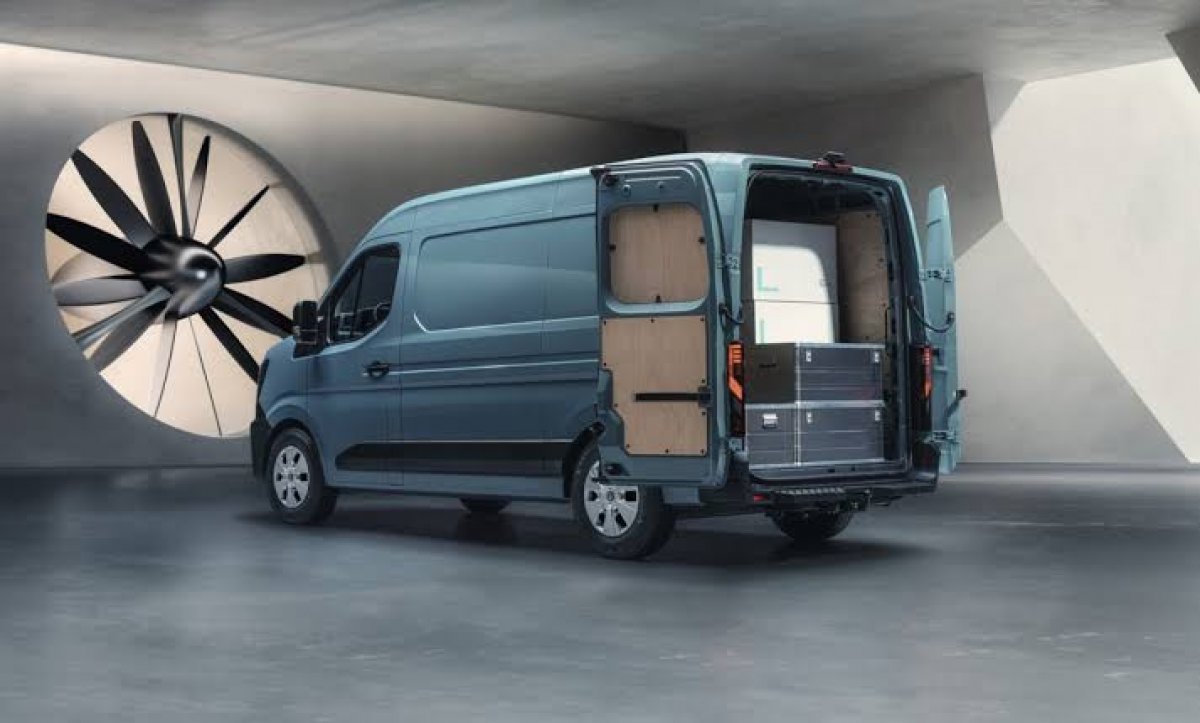 [Nova geração do Renault Master é apresentada na Europa ]