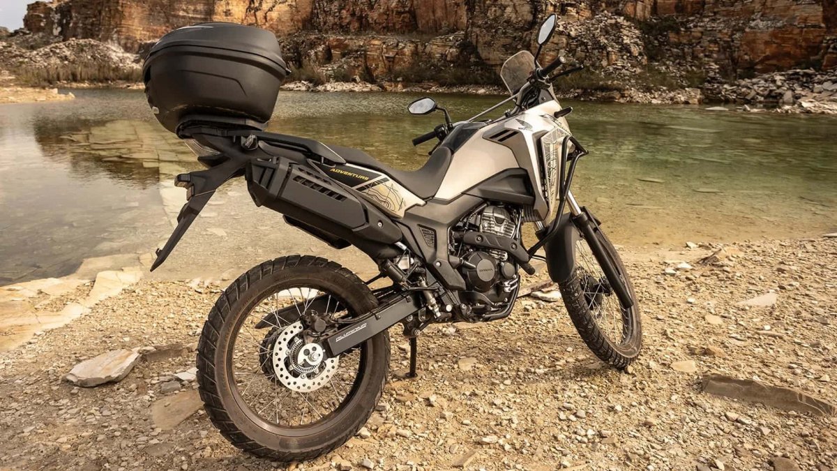 [Honda Sahara 300: todos os preços das três versões]